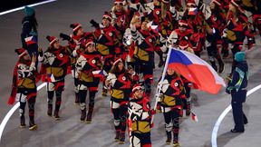 Głośno o strojach naszych sąsiadów. "Jak piżamy"