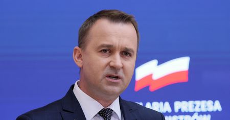 Cieślak podjął decyzję. Rezygnuje z funkcji ministra