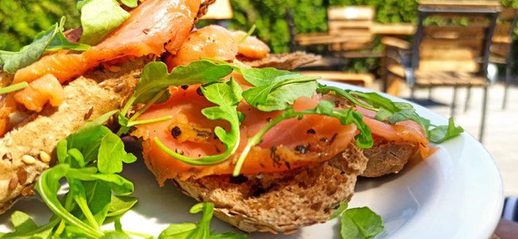 Nad polskim morzem każdy znajdzie coś dla siebie - i do jedzenia i do odwiedzenia