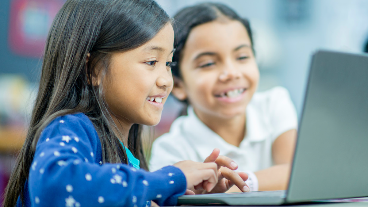 Intel widzi nowe układy w tanich komputerach edukacyjnych, fot. Materiały prasowe