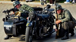 Wyszogród cofnął się do 1939 roku. Na Rynku pojawili się żołnierze, pojazdy i broń!