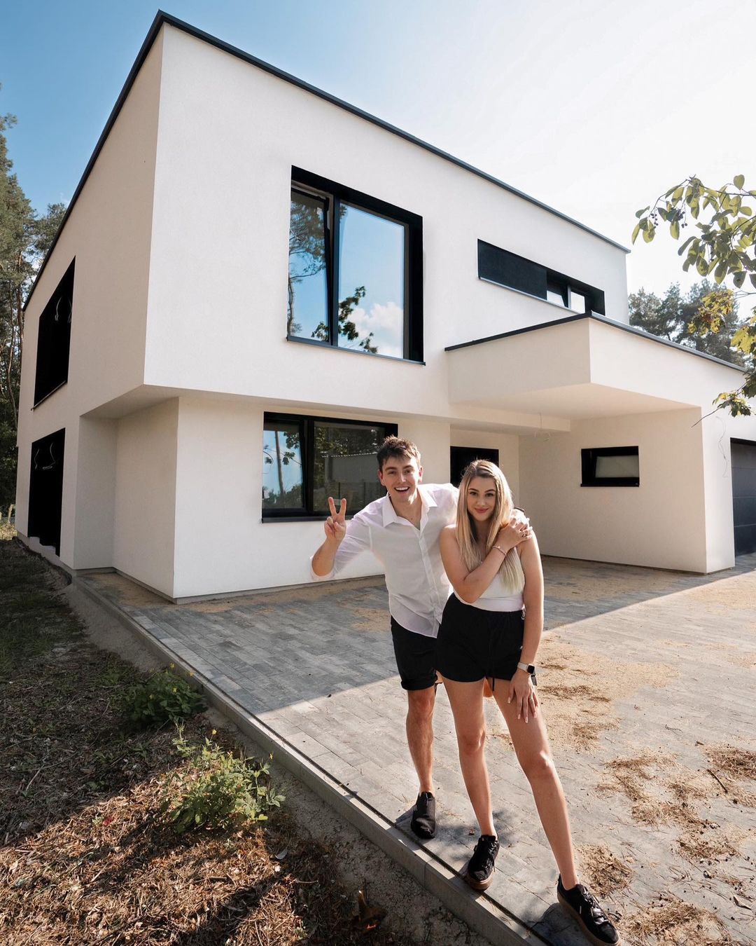 Sylwia Przybysz i Jan Dąbrowski założyli profil swojego domu (fot. Instagram)