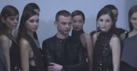 Mamy wideo zza kulis pokazu Jacoba [wideo]