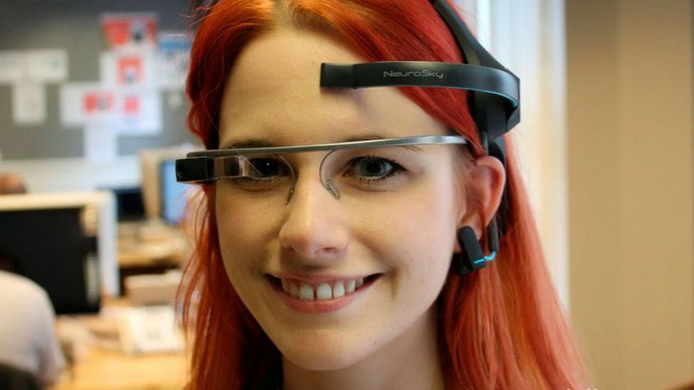 MindRDR: Google Glass sterowane myślami. Zrób zdjęcie jednym spojrzeniem! 1