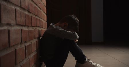 Zdrowie psychiczne dzieci. Jakie są zwiastuny, że dzieje się coś złego?