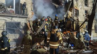 Charków po rosyjskim ataku dronów. Pod gruzami znaleziono ciała