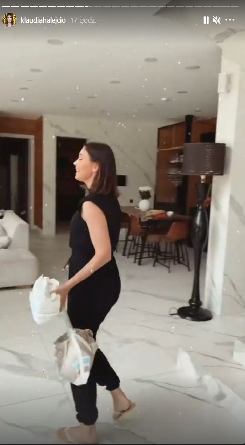 Klaudia Halejcio pokazuje wnętrza domu 