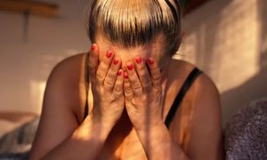 Najczęstsza przyczyna problemów w łóżku. "Dalej, wyżej, mocniej"