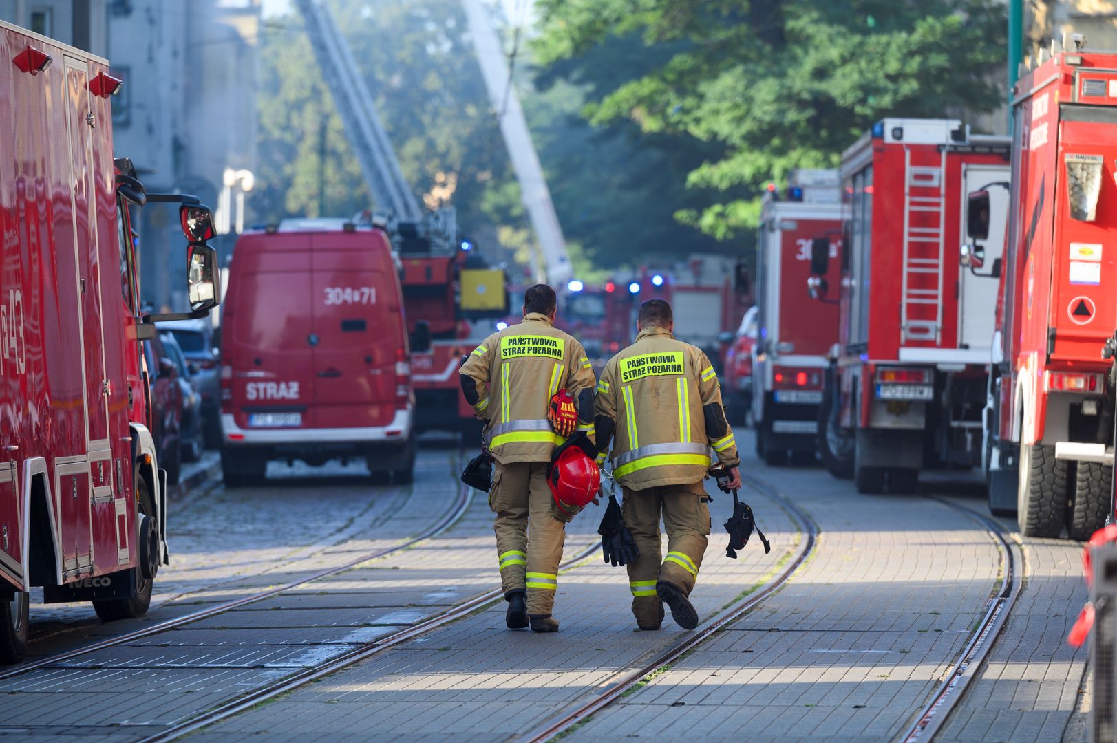 Dwaj strażacy nie żyją. Premier reaguje na tragiczny pożar w Poznaniu