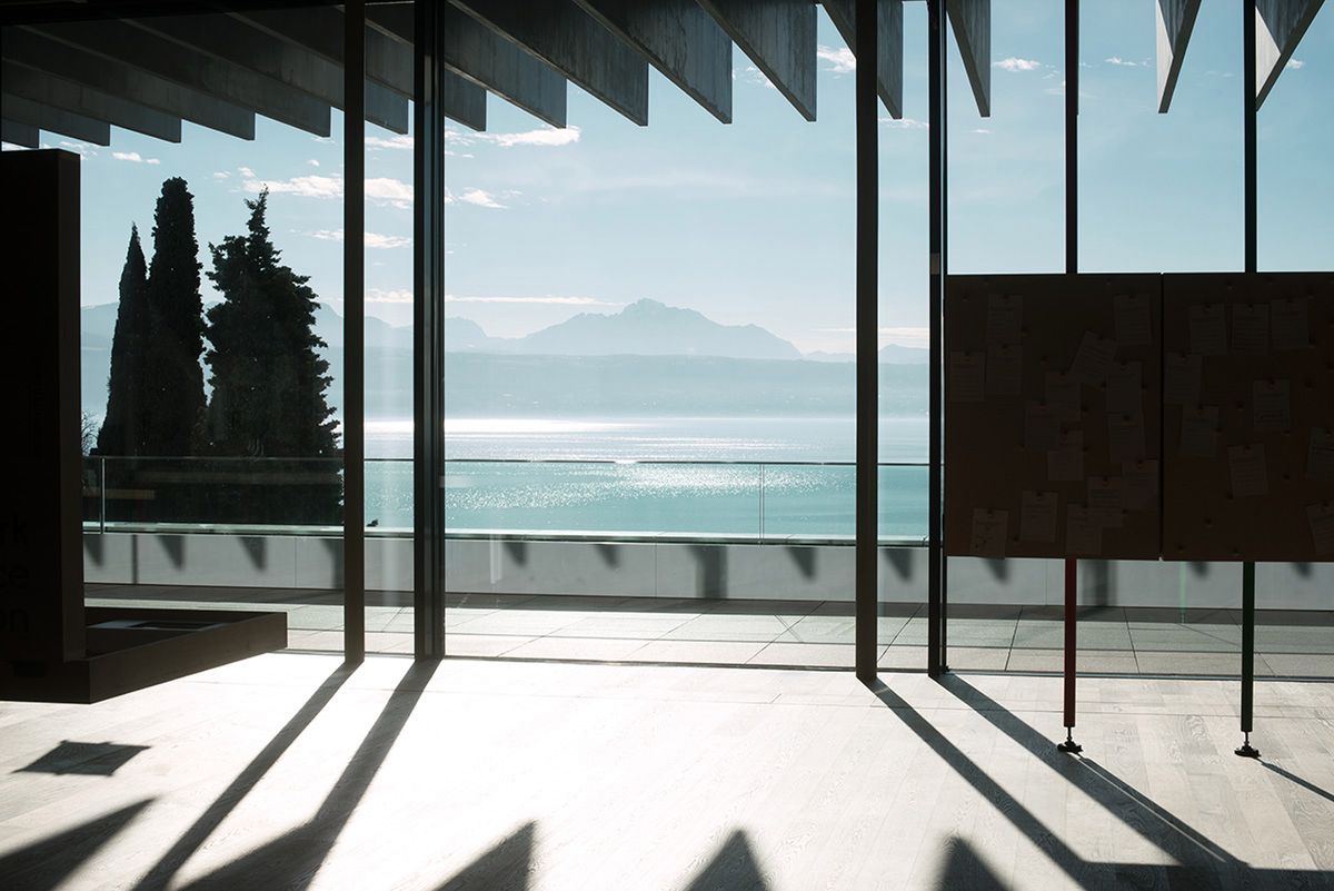 Zimne, surrealistyczne krajobrazy Ilki Kramer 9