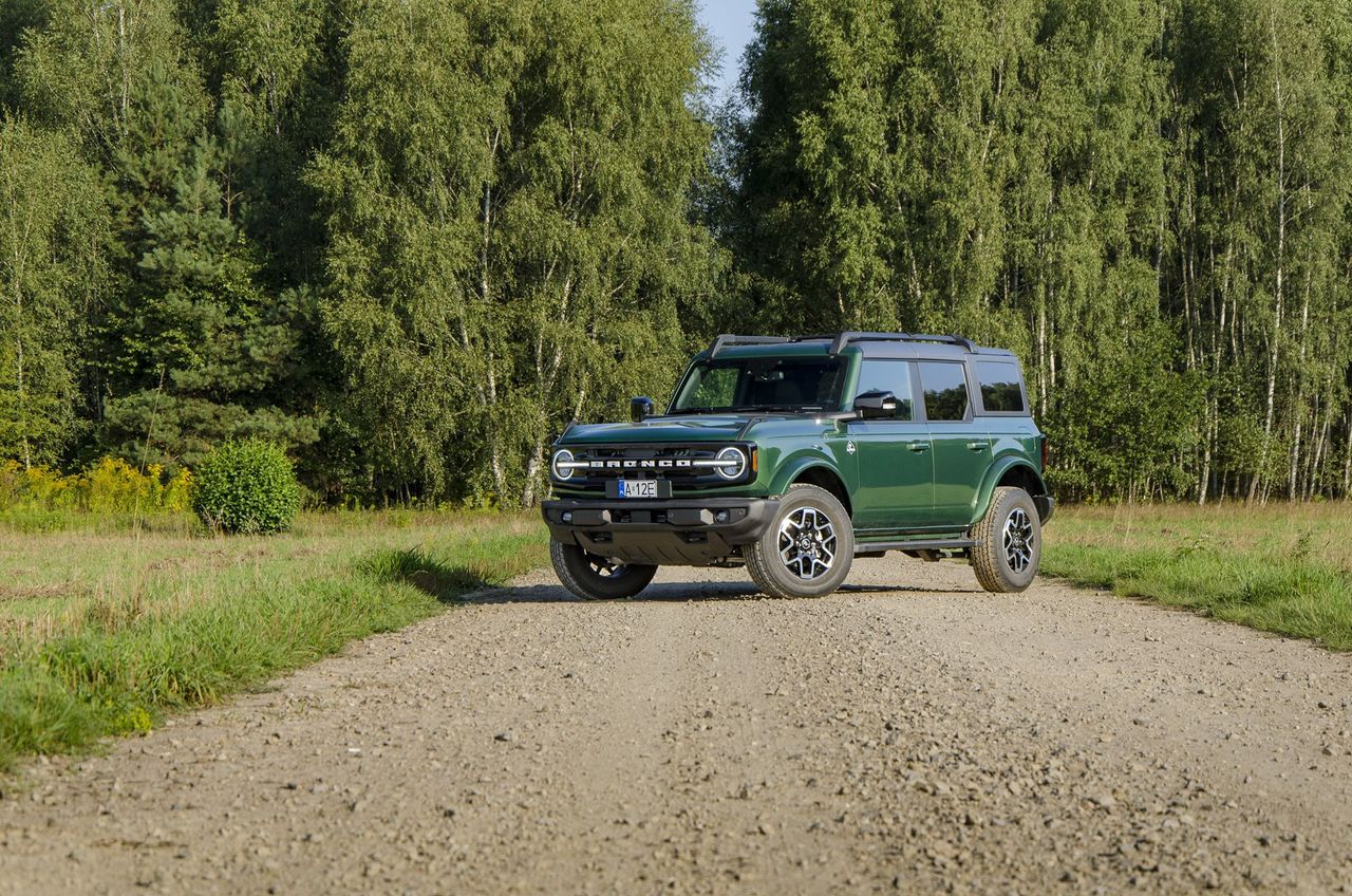 Test: Ford Bronco Outer Banks – to kopia Wranglera z jedną wadą, która okazuje się być największą zaletą