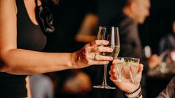 Uzależnienie, którego nie widać. Kim są wysokofunkcjonujący alkoholicy?