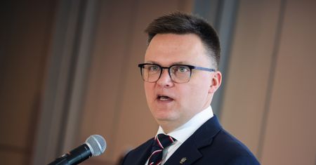 Różnica minimalna. Hołownia traci wizerunkowo. Oto najnowszy sondaż