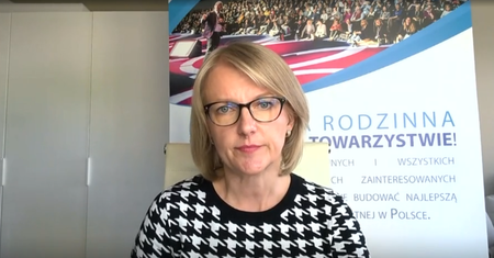 Rząd Morawieckiego luzuje obostrzenia. "Mówiąc szczerze, popieram"