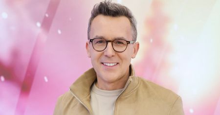 Maciej Kurzajewski obchodzi urodziny. Fani i koledzy z Polsatu nie próżnowali