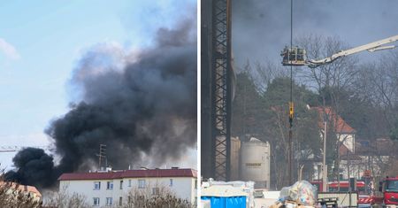 Dym nad Warszawą widać z kilku kilometrów. Są pierwsze zdjęcia
