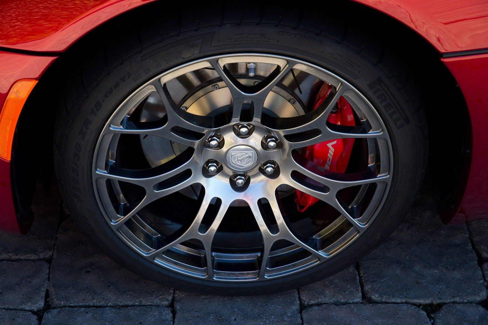 2013 SRT Viper - w żółci, czerwieni, czerni i niebieskim [aktualizacja] 103
