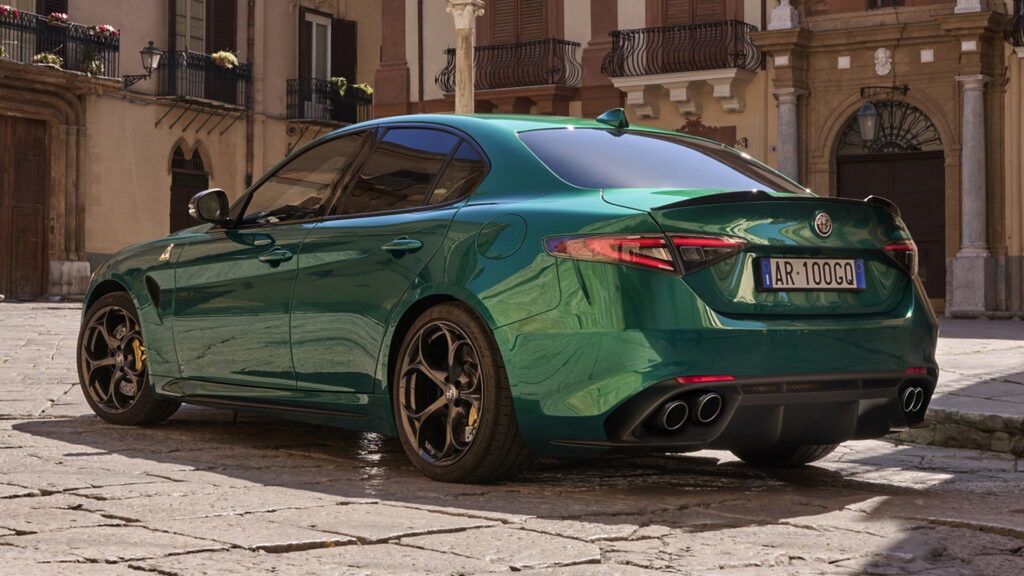 Alfa Romeo Giulia i Stelvio Quadrifoglio