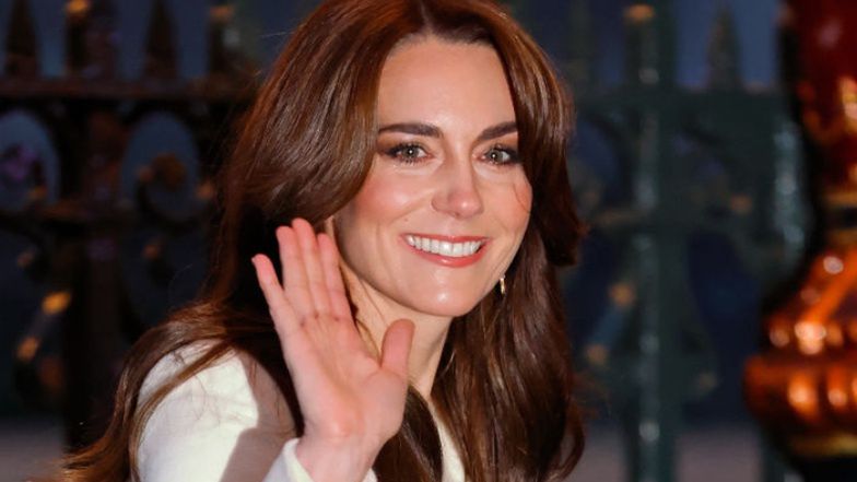 Księżna Kate pracowała przy królewskim raporcie mimo choroby