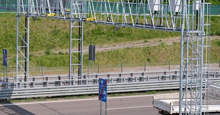 Ponad 1,5 tys. mandatów w pierwszych tygodniach działania OPP na S12 i S19. Rekordzista pędził z prędkością 185 km/h