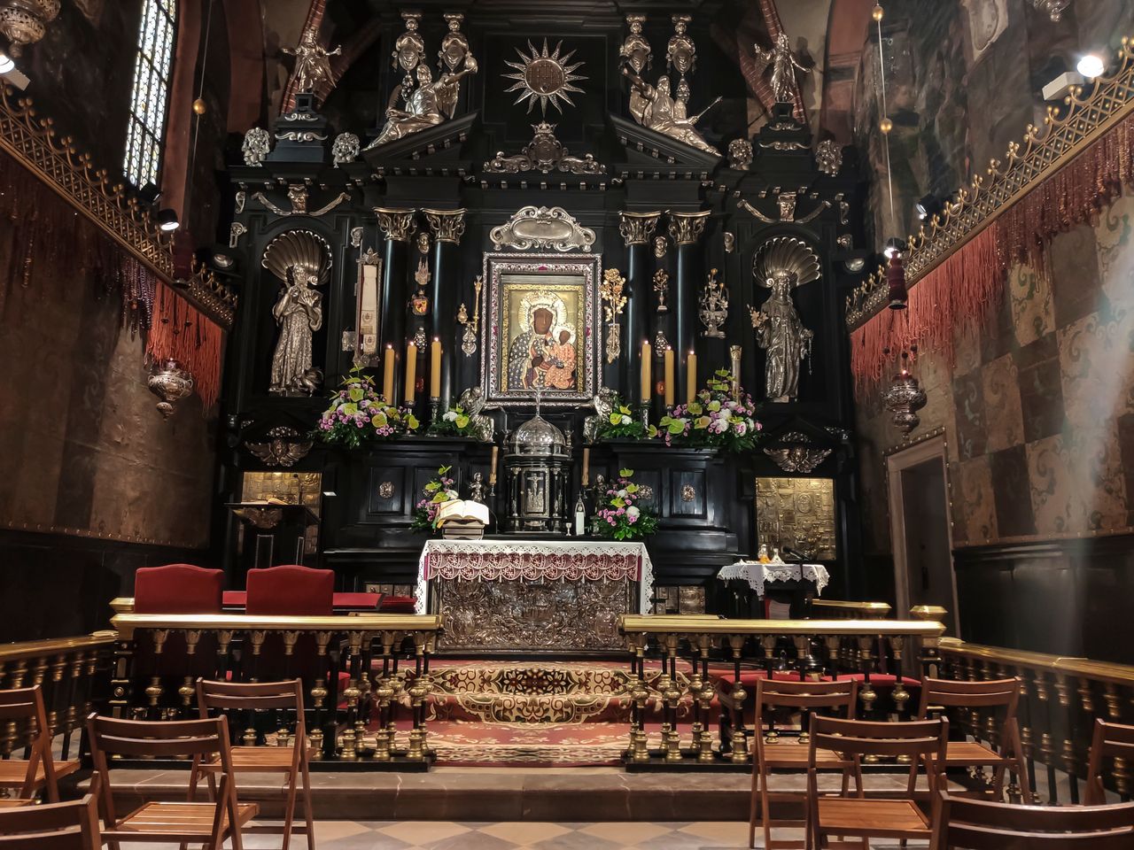 Jasna Góra. Co warto zobaczyć oprócz sanktuarium?