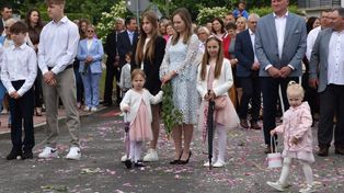 Procesja przeszła wśród pól i sadów. Boże Ciało w 700-letniej parafii Goźlice