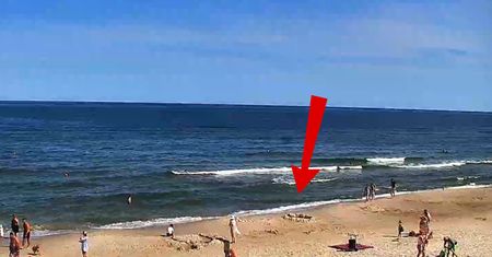 Niebezpieczeństwo na plaży w Ostrowie. Ratownicy alarmują