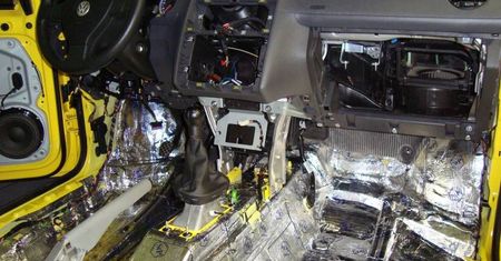 Poznaj najnowsze materiały i technologie wygłuszania samochodu