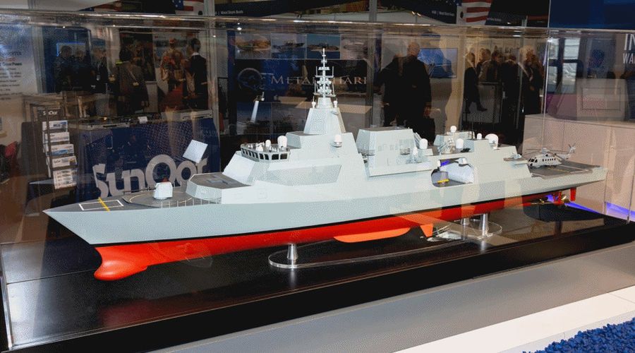 Model kanadyjskiej fregaty typu Canadian Surface Combatant. To kolejne wcielenie GCS. Uwagę zwraca ładownia misyjna na śródokręciu, która pomieści alternatywnie wyposażenie zadaniowe. Co ważne, zrobi to nie kosztem stałego systemu walki, lecz oprócz niego, gdy zajdzie taka potrzeba.