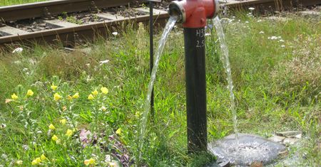 Złodzieje wody grasują w Polsce. "Mamy rozplombowane hydranty"