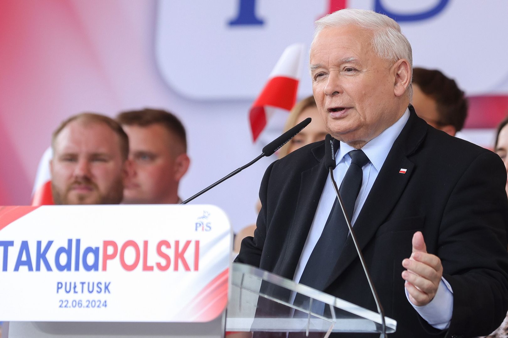 Pułtusk, 22.06.2024. Prezes Prawa i Sprawiedliwości Jarosław Kaczyński przemawia na konwencji Prawa i Sprawiedliwości w Pułtusku, 22 bm. (aldg) PAP/Rafał Guz