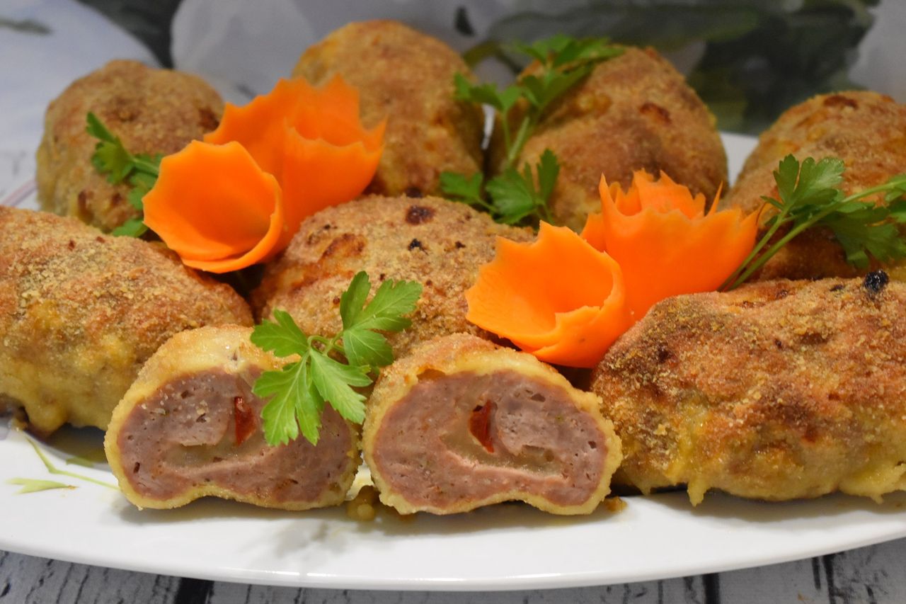 Roladki z mięsa mielonego