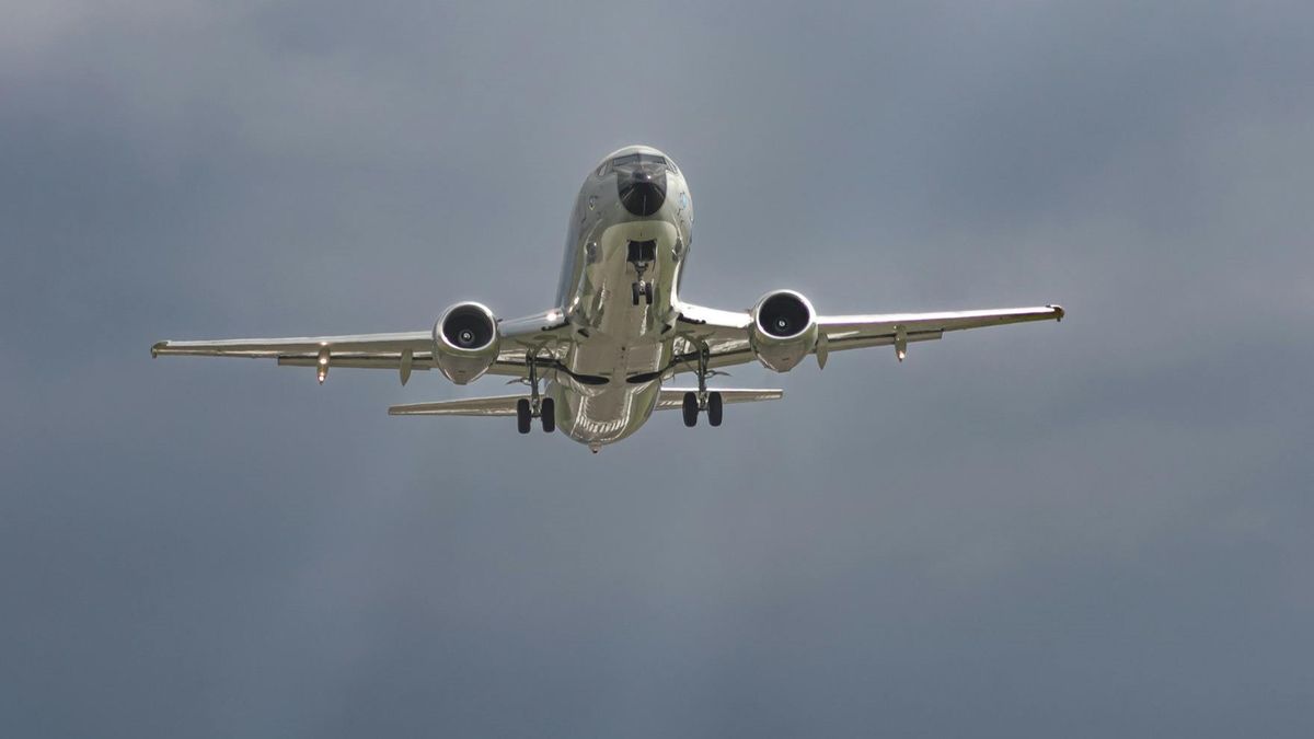 Kobieta zmarła na pokładzie samolotu