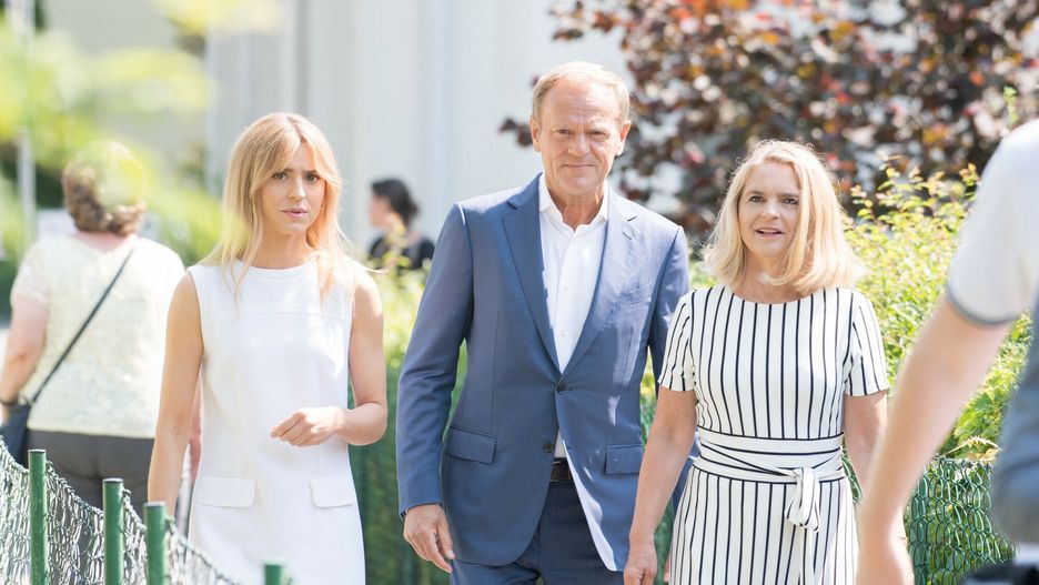 Donald Tusk wspomina koszmarny spacer z żoną po Sopocie