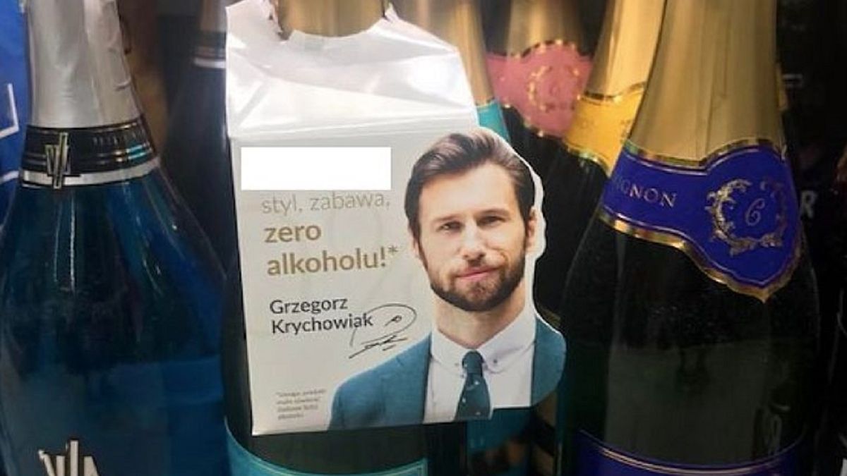 Grzegorz Krychowiak na butelce wina