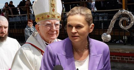 "Obrzydliwe kłamstwa". Nowacka oburzona słowami abp Jędraszewskiego