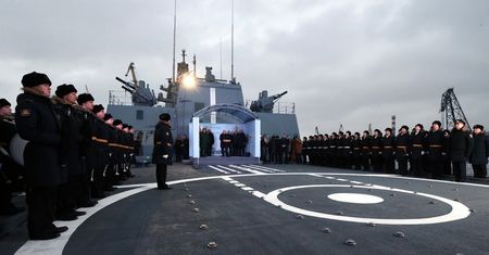 Rosyjska fregata pod obserwacją NATO. Jest uzbrojona w rakiety hipersoniczne