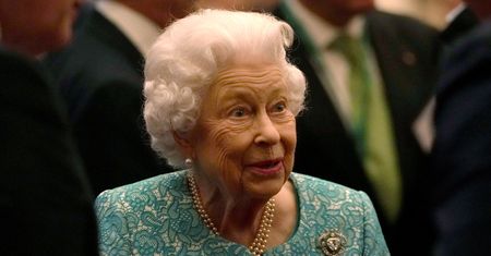 Królowa Elżbieta II odmówiła przyjęcia nagrody dla "Staruszka Roku". Monarchini nie czuje się staro