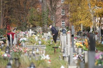 Śląskie: Od dziś wiele zmian wokół nekropolii