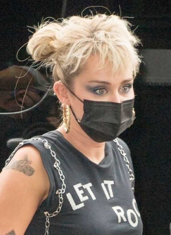 Miley Cyrus w "rockowej" stylizacji