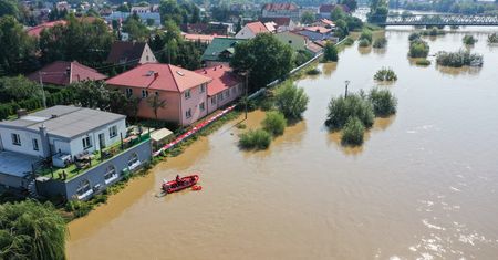 Banki reagują. Chcą odroczenia spłat rat dla powodzian
