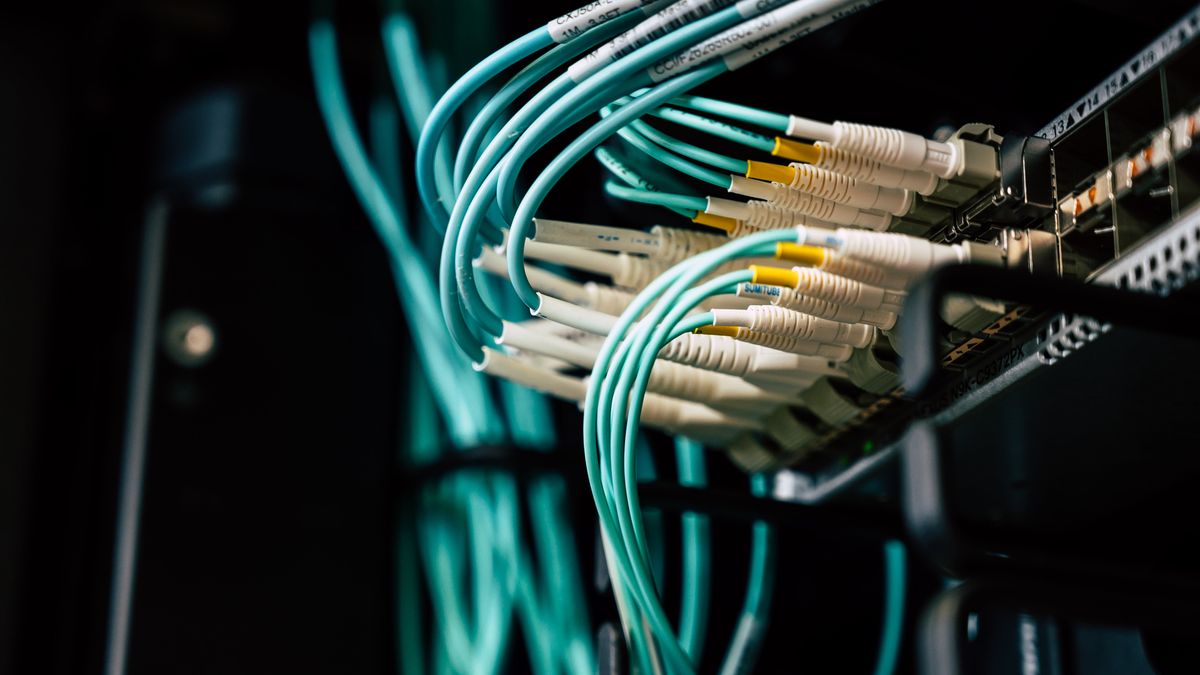 Przełącznik światłowodowy