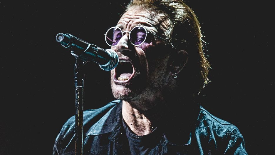 Bono opisał swoje życie w książce "Surrender. 40 piosenek, jedna opowieść"