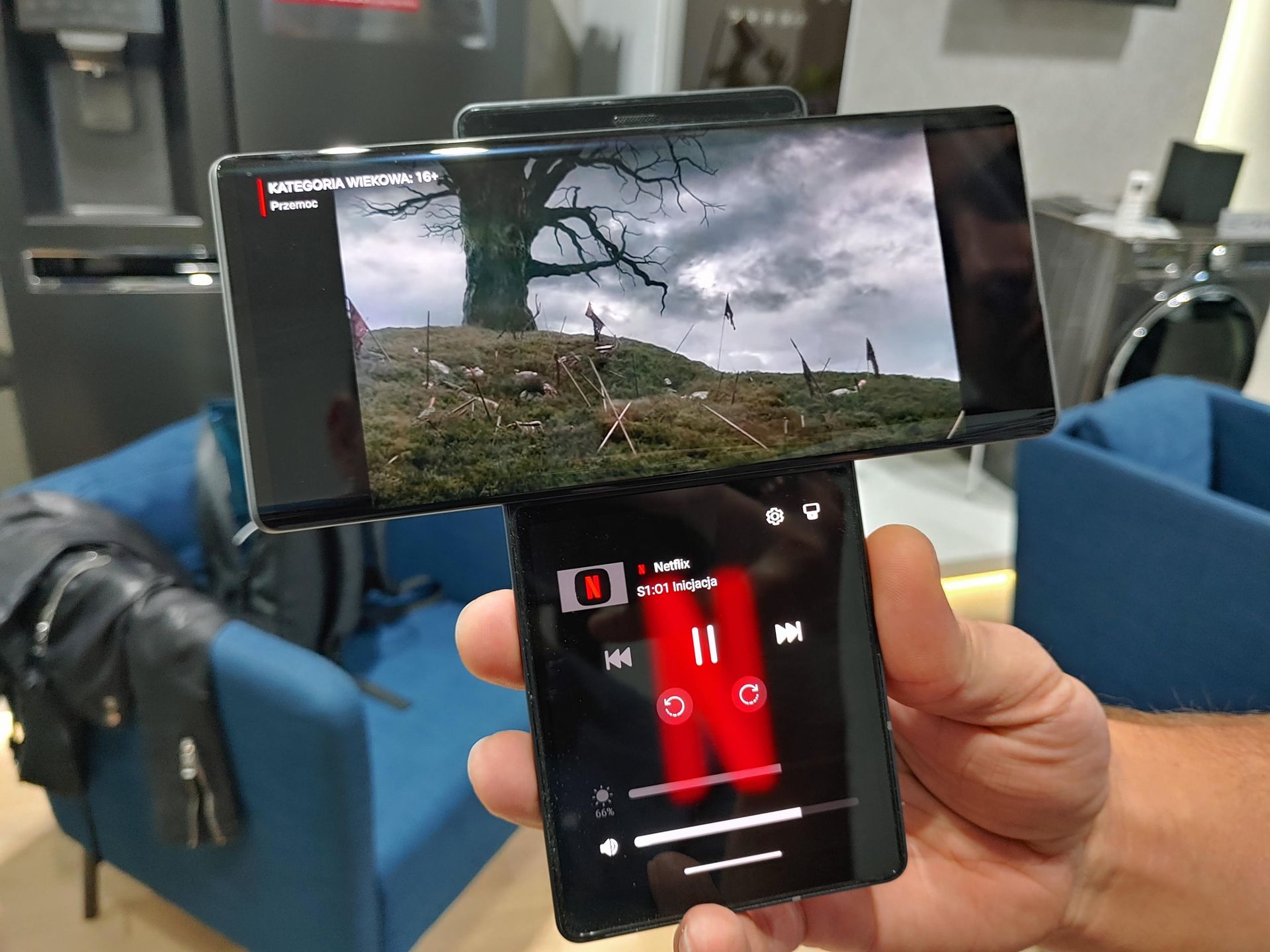 LG Wing z obracanym ekranem w naszych rękach. Pierwsze wrażenia 2