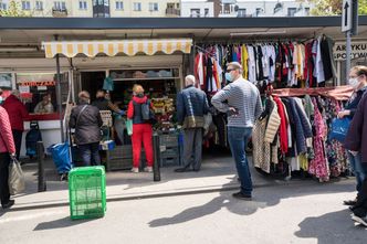 Rządowa obniżka VAT promuje duże markety. Jest kłopotliwa w mniejszych sklepach