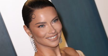 Naturalna Adriana Lima na okładce "Harper's Bazaar"