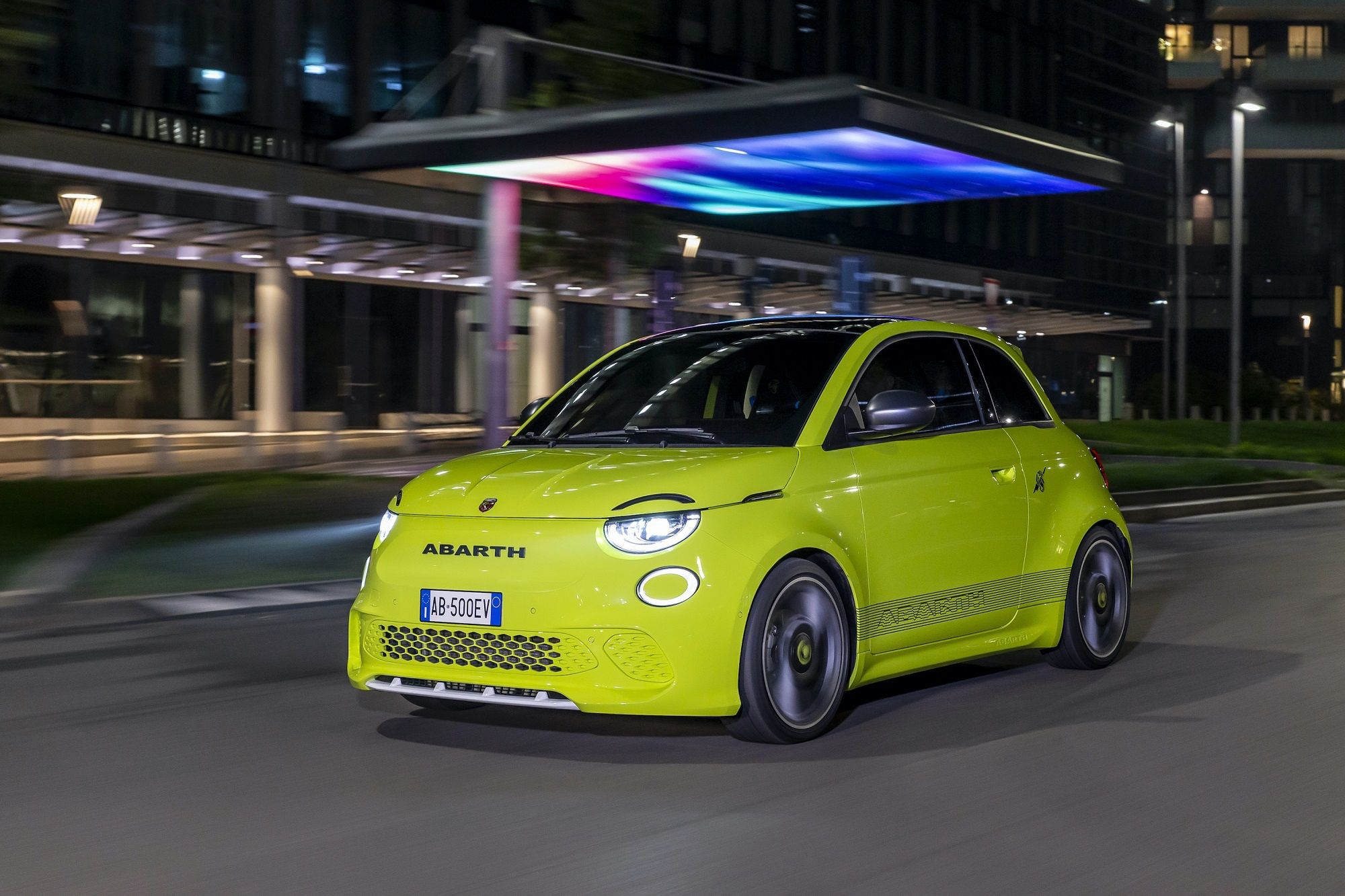 Nowy Abarth 500e