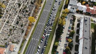 Leszno: Na 1 listopada będą dodatkowe parkingi i bezpłatne miejskie autobusy