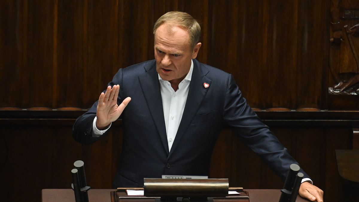 Premier Donald Tusk skrytykował prezydenta Andrzeja Dudę i jego otoczenie