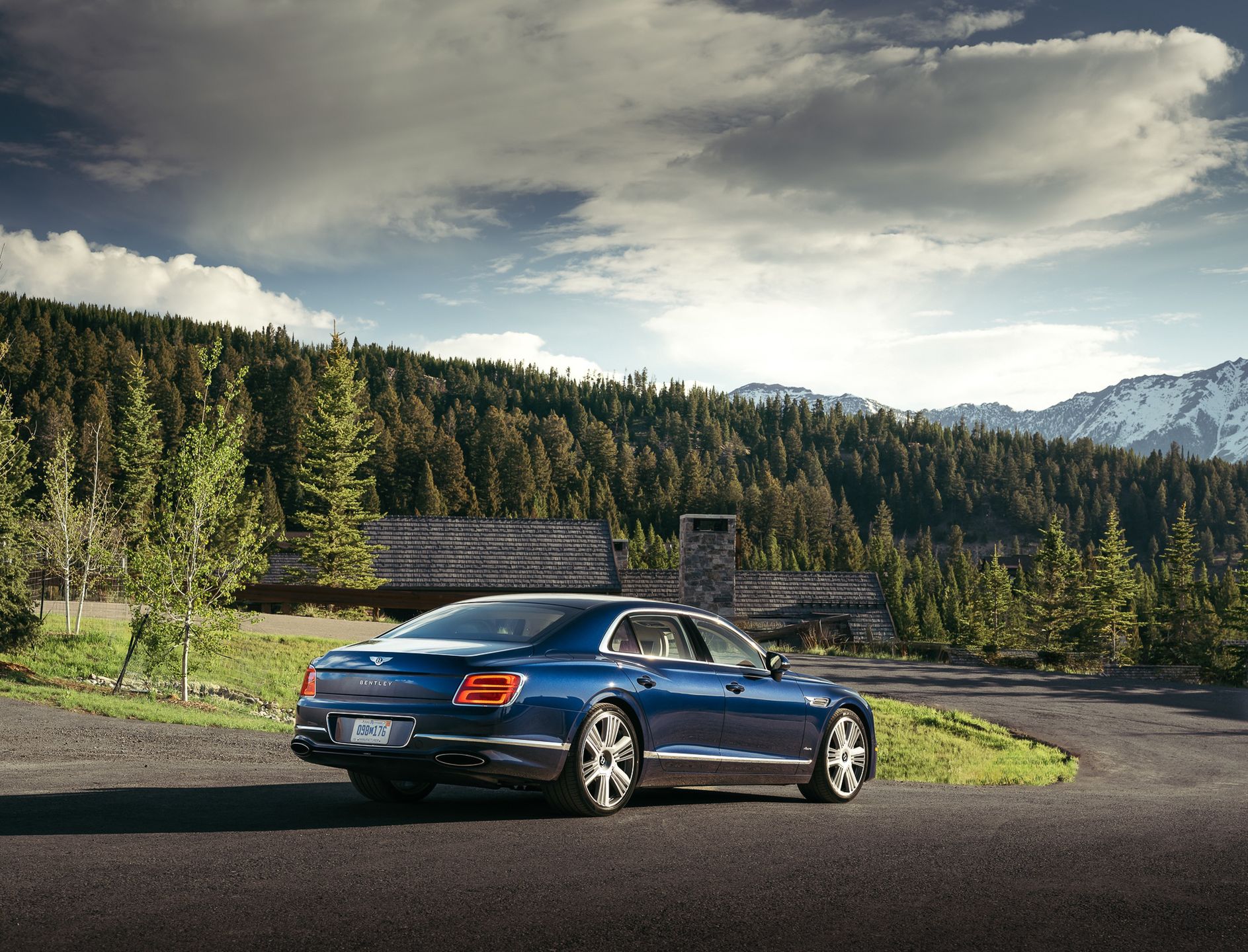 Bentley Flying Spur Azure